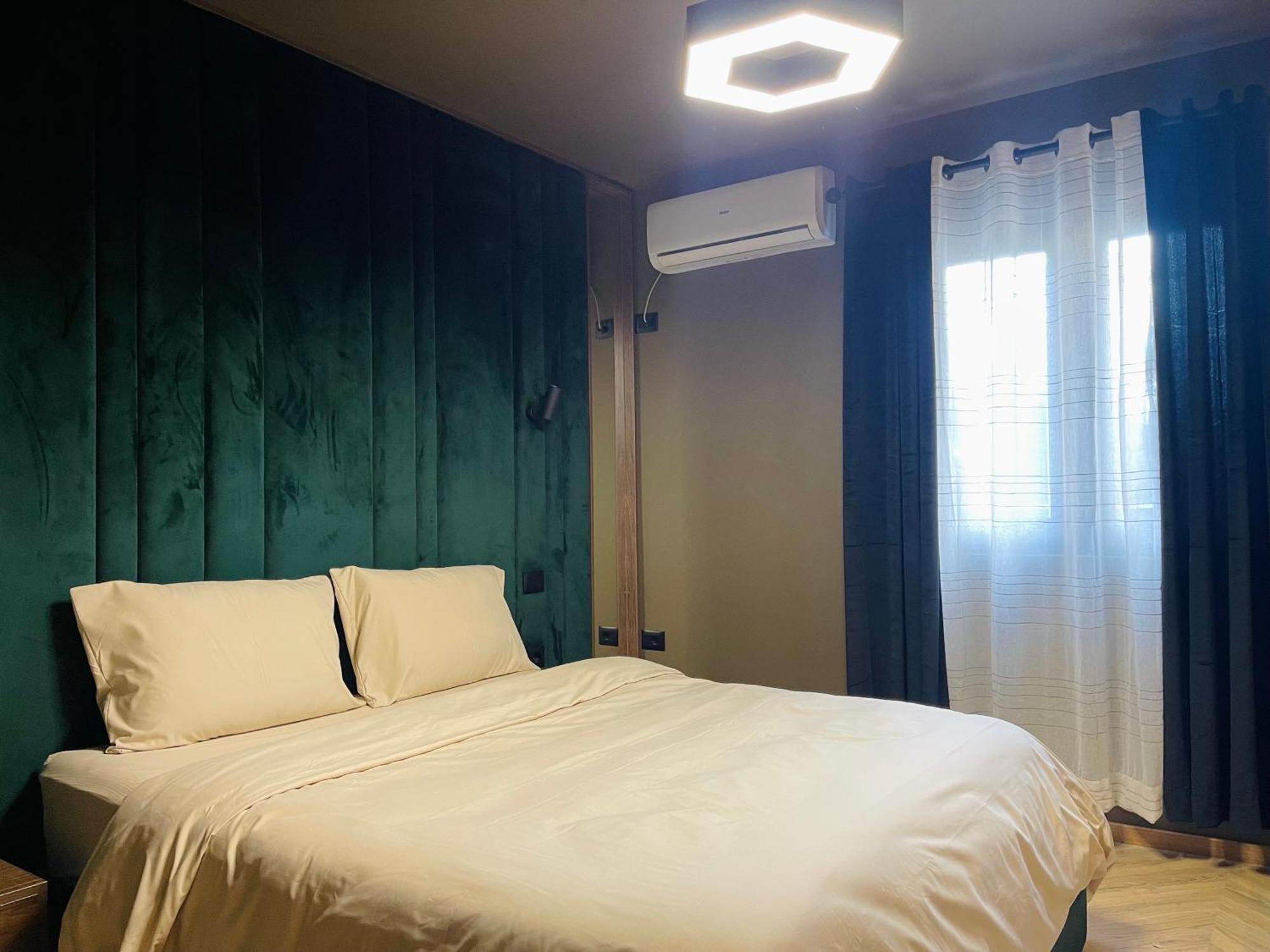 Dea'S Apartment: Hidden Gem تيرانا المظهر الخارجي الصورة